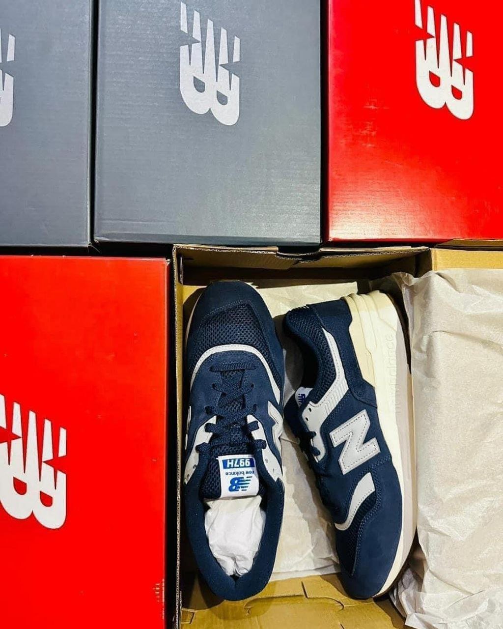 New balance shoes