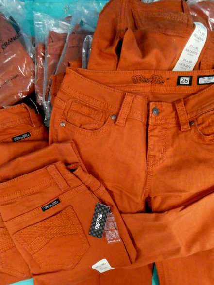 23pc Womens *ONLY MISS ME* Jeans DUPLICATES #20435N (O-5-6)