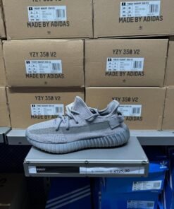 Yeezy Shoes Pallet