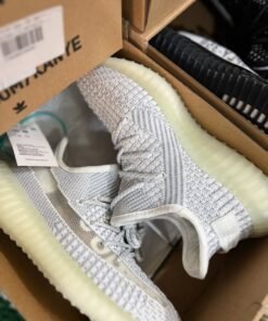 Yeezy Shoes Pallet